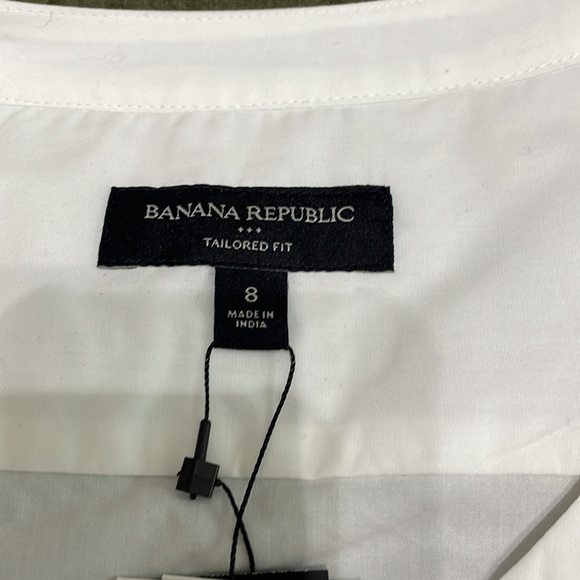 NWT Banana Republic Button Down Top 8 - Picture 5 of 9